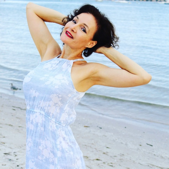 Meet your Posher, Mary - Picture 3 of 4